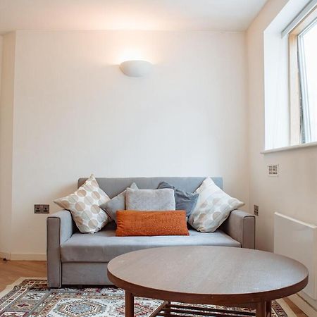 Modern 1-Bedroom Flat In Centre Leeds  Exterior photo