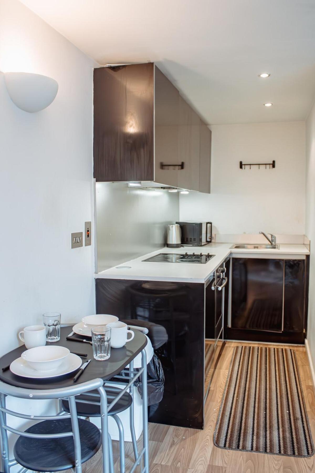 Modern 1-Bedroom Flat In Centre Leeds  Exterior photo